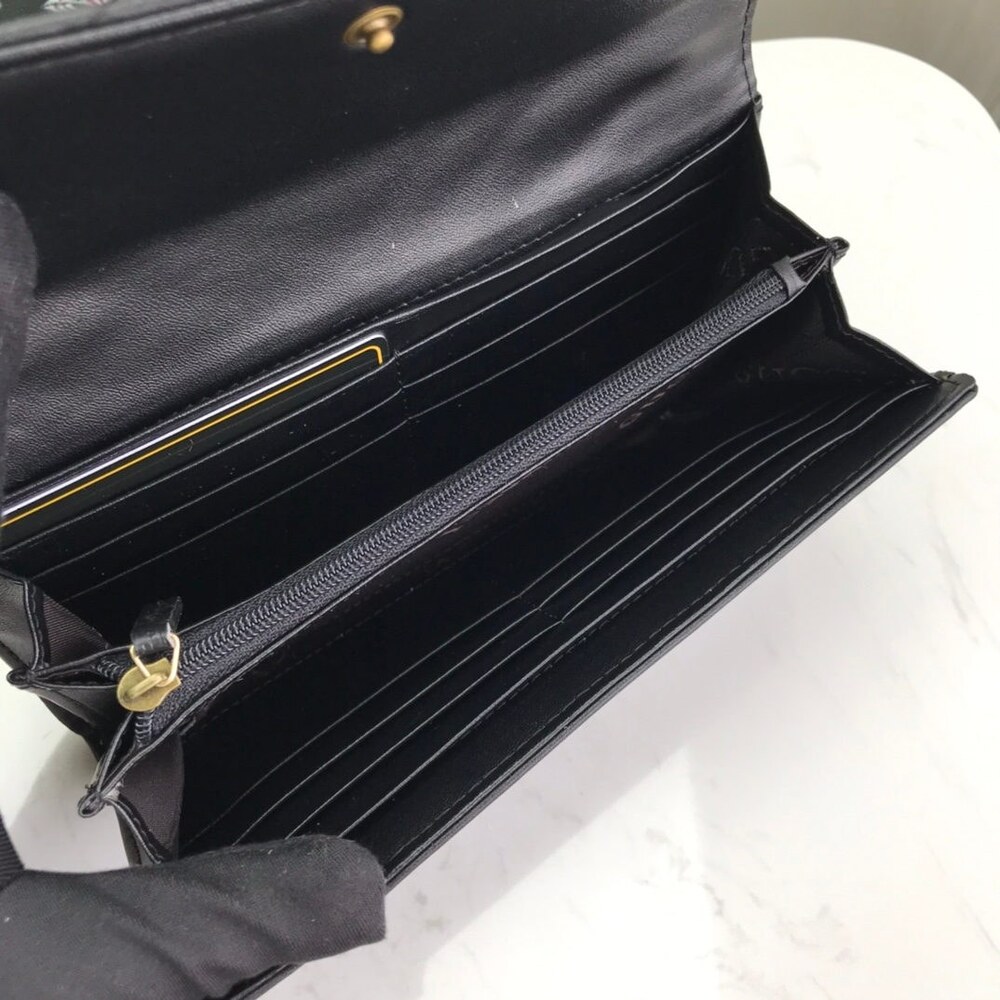 Gucci GG Marmont Continental Wallet - Picture 7 of 7